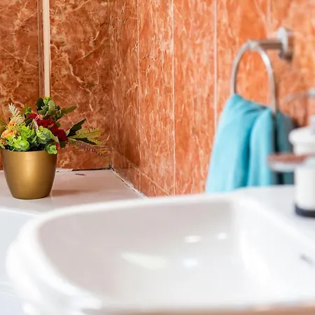 Melyna Private Heated Pool Costa Adeje (Tenerife)