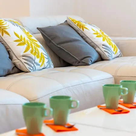 ヴィラ Melyna Private Heated Pool