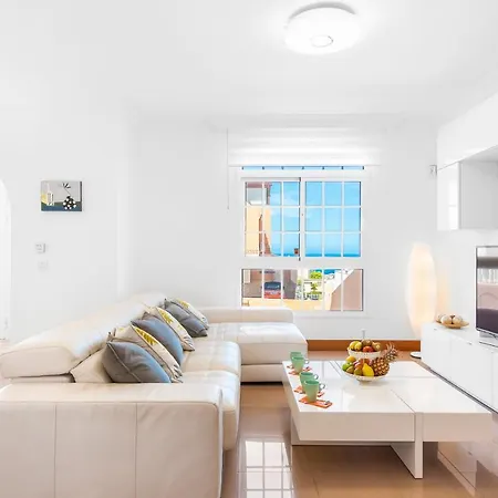 Melyna Private Heated Pool *