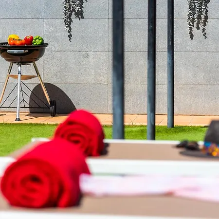 Melyna Private Heated Pool ヴィラ *