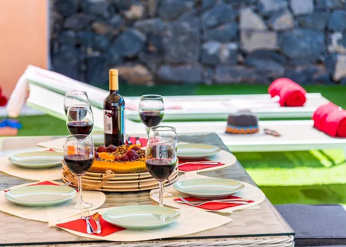 Villa Melyna Private Heated Pool