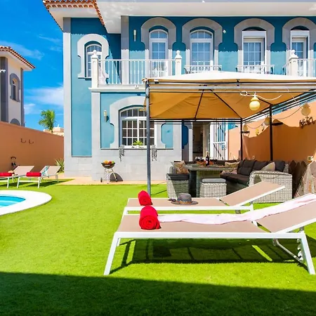 Melyna Private Heated Pool * 阿德耶