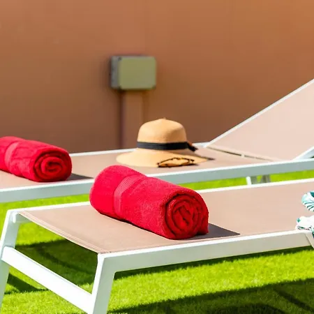 فيلة Melyna Private Heated Pool أذيخي