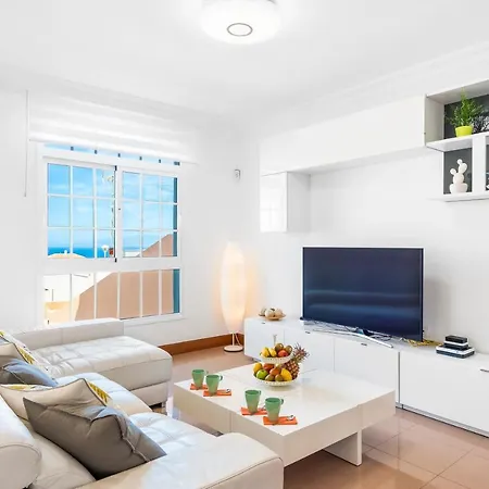 Villa Melyna Private Heated Pool *