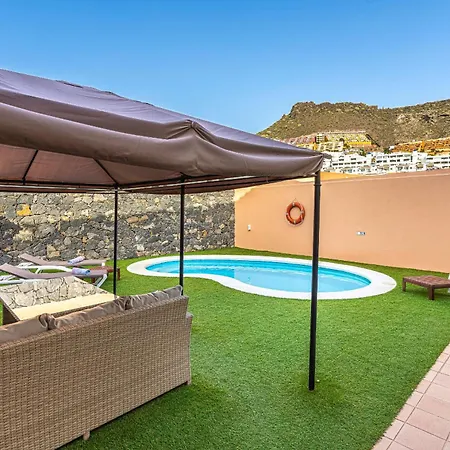 Vila Melyna Private Heated Pool *