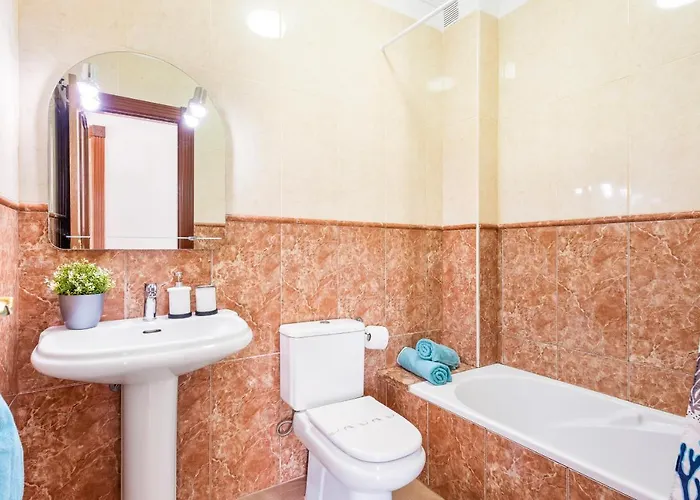 Melyna Private Heated Pool Вилла *