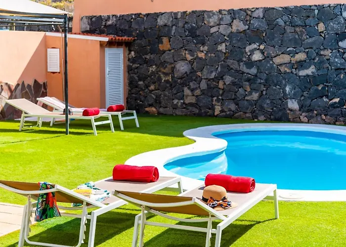 וילה Melyna Private Heated Pool *