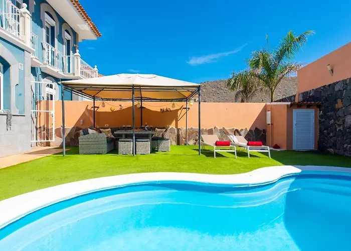 וילה Melyna Private Heated Pool *